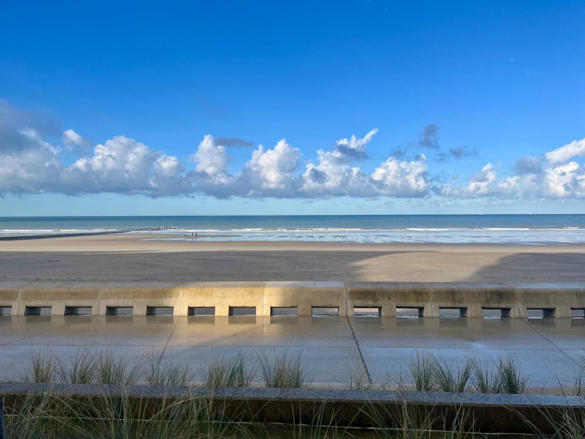 Apartamento Digue De Westende, Avec Coin Nuit, Piscine, Vue Et Fantastique *