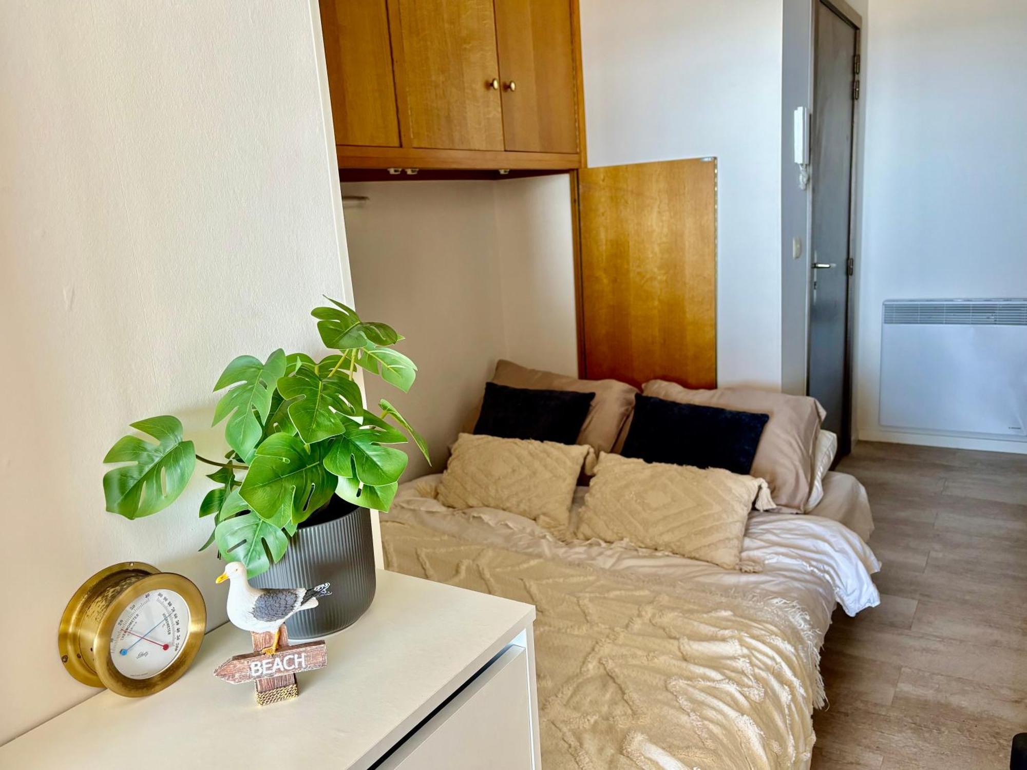 Apartamento Digue De Westende, Avec Coin Nuit, Piscine, Vue Et Fantastique Middelkerke