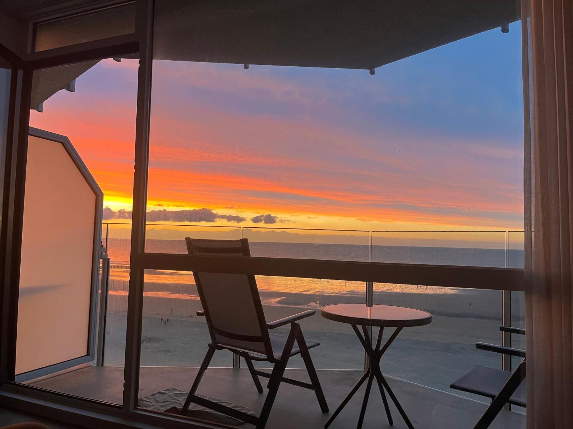 Digue De Westende, Avec Coin Nuit, Piscine, Vue Et Fantastique Apartment *